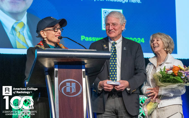 Photo: Jacqueline A. Bello, MD, FACR, William T. Thorwarth Jr., MD, FACR and his wife Nancy